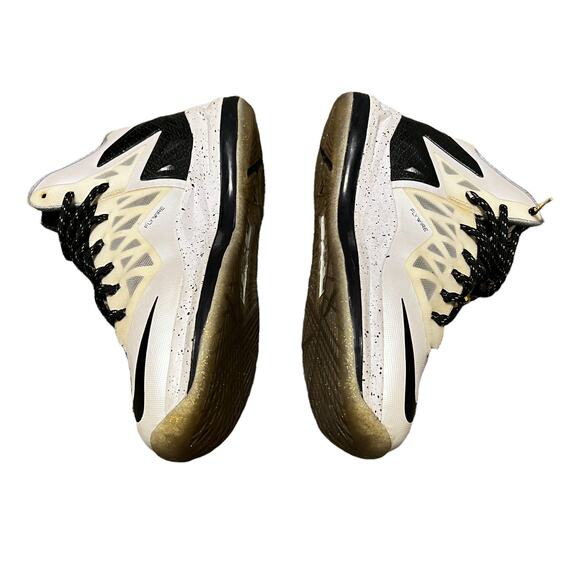 Nike Lebron 10 Elite \'Home\' mens Gold Black & White Mens Sneakers Size 7.5 main image 9